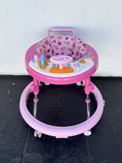LIKE NEW 360 Rotation Baby Walker!!!!