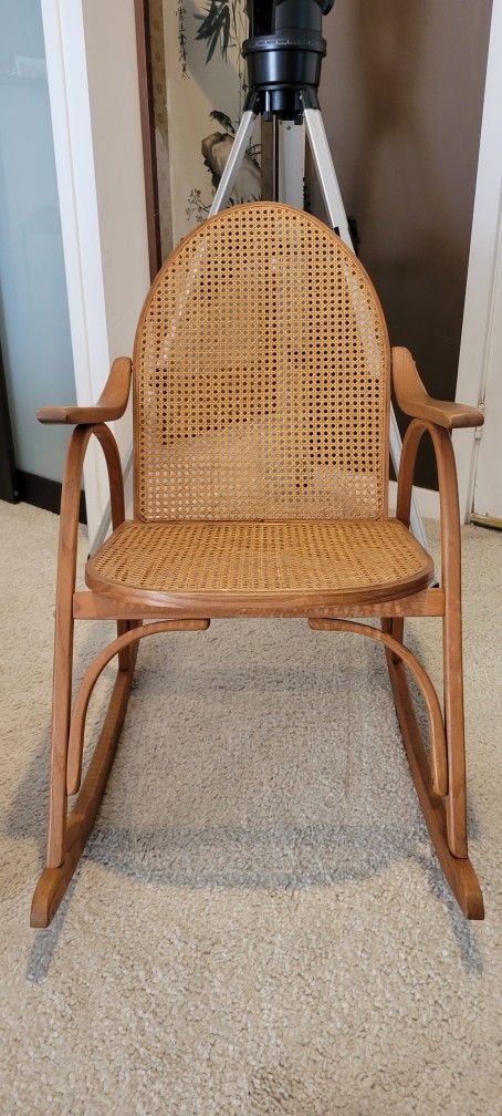 Rare Vermont Tubbs Rocking Chair 