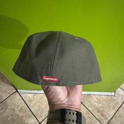 Supreme Hat 