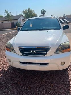White Kia Sorento LX 2007