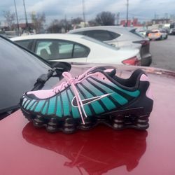 Brand New And Original Women Nike Shox Sneakers Size 8.5 