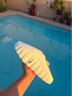 Nike mind slide 001 sail size 11