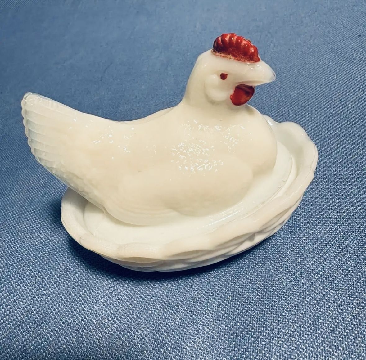Mini Hen on Nest Vintage Covered Dish