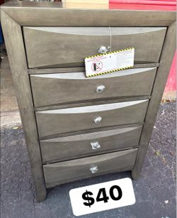 Dresser /chess