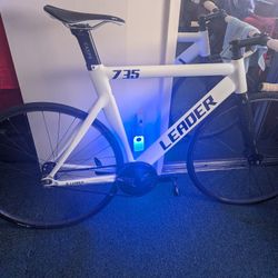 Track bike Leader 735 Size 54-55cm