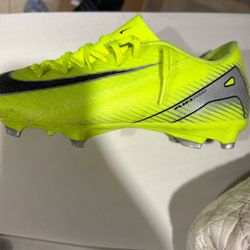 Size 7.5