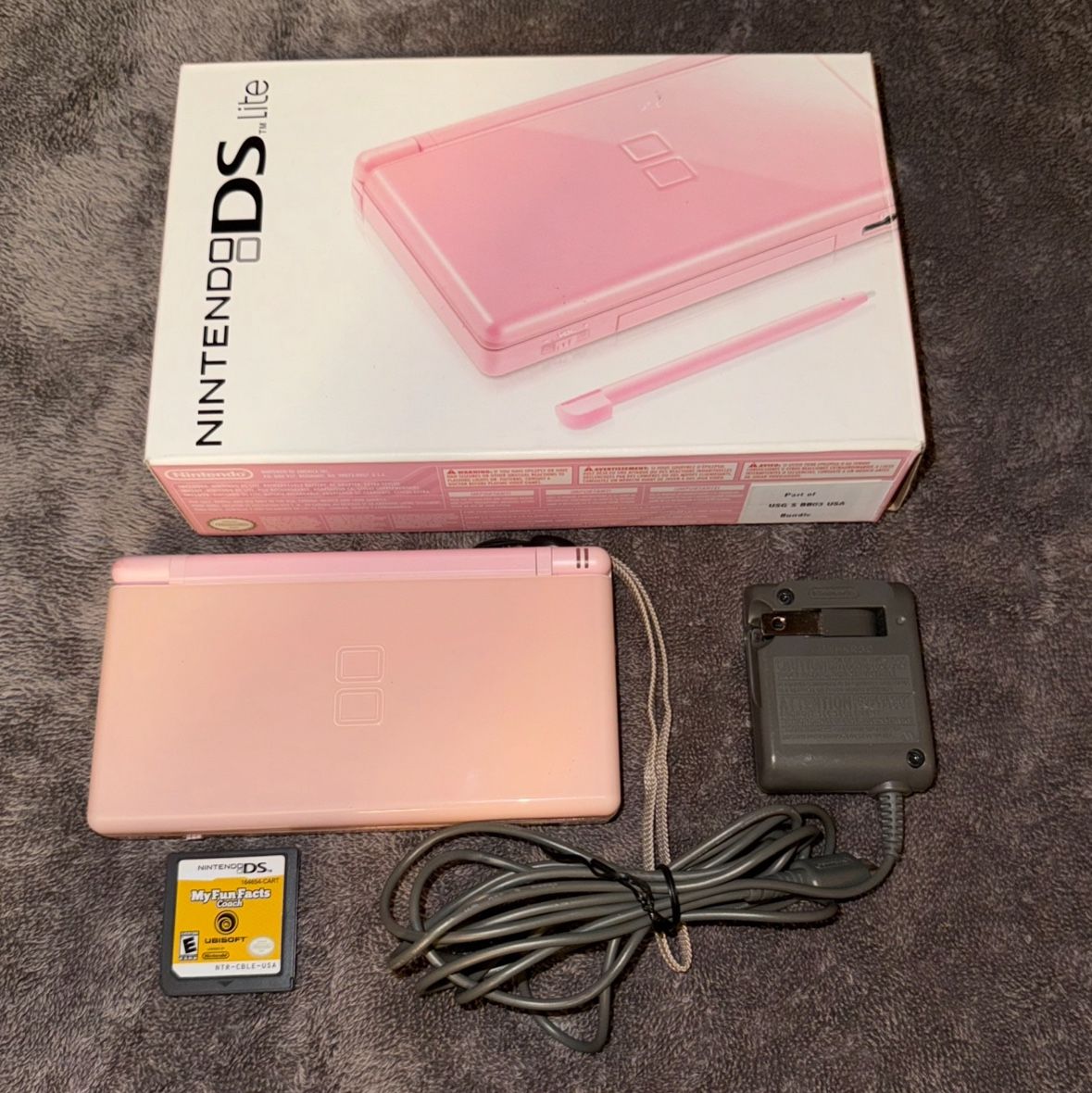 PINK NINTENDO DS LITE HANDHELD CONSOLE WITH VIDEO GAME & CHARGER