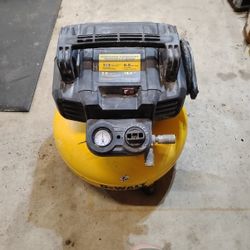 DeWalt Compressor