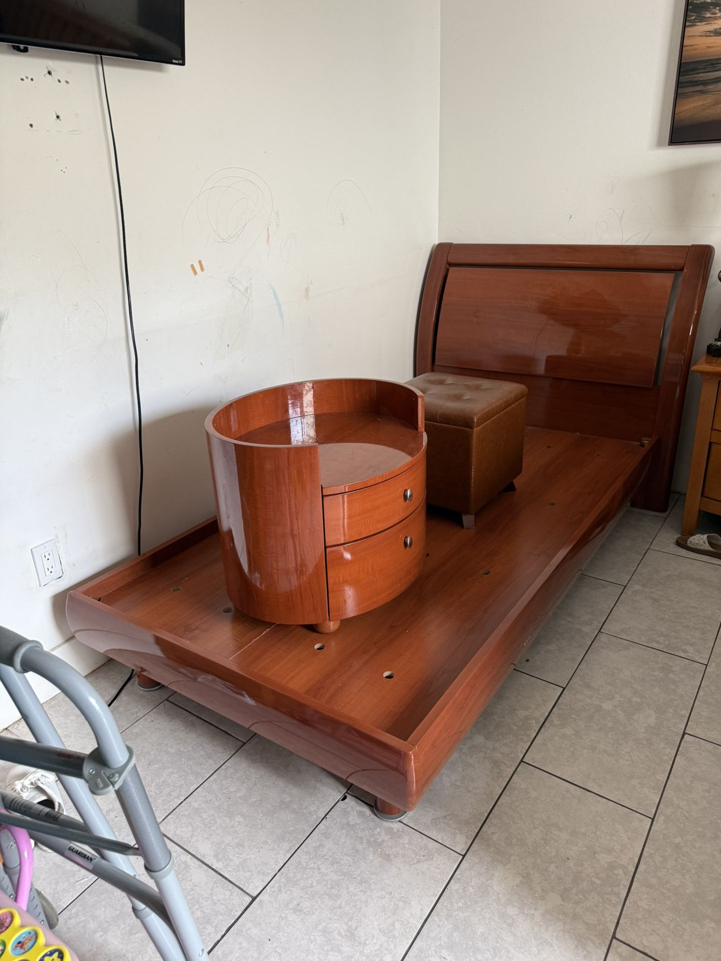 Real Wood Twin Size Bed