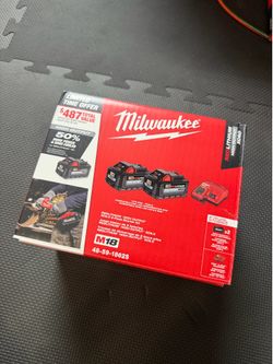 Milwaukee M18 XC6.0 batteries 2-pack and charger kit