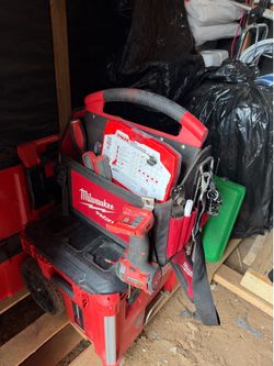 Milwaukee 15” Packout tote