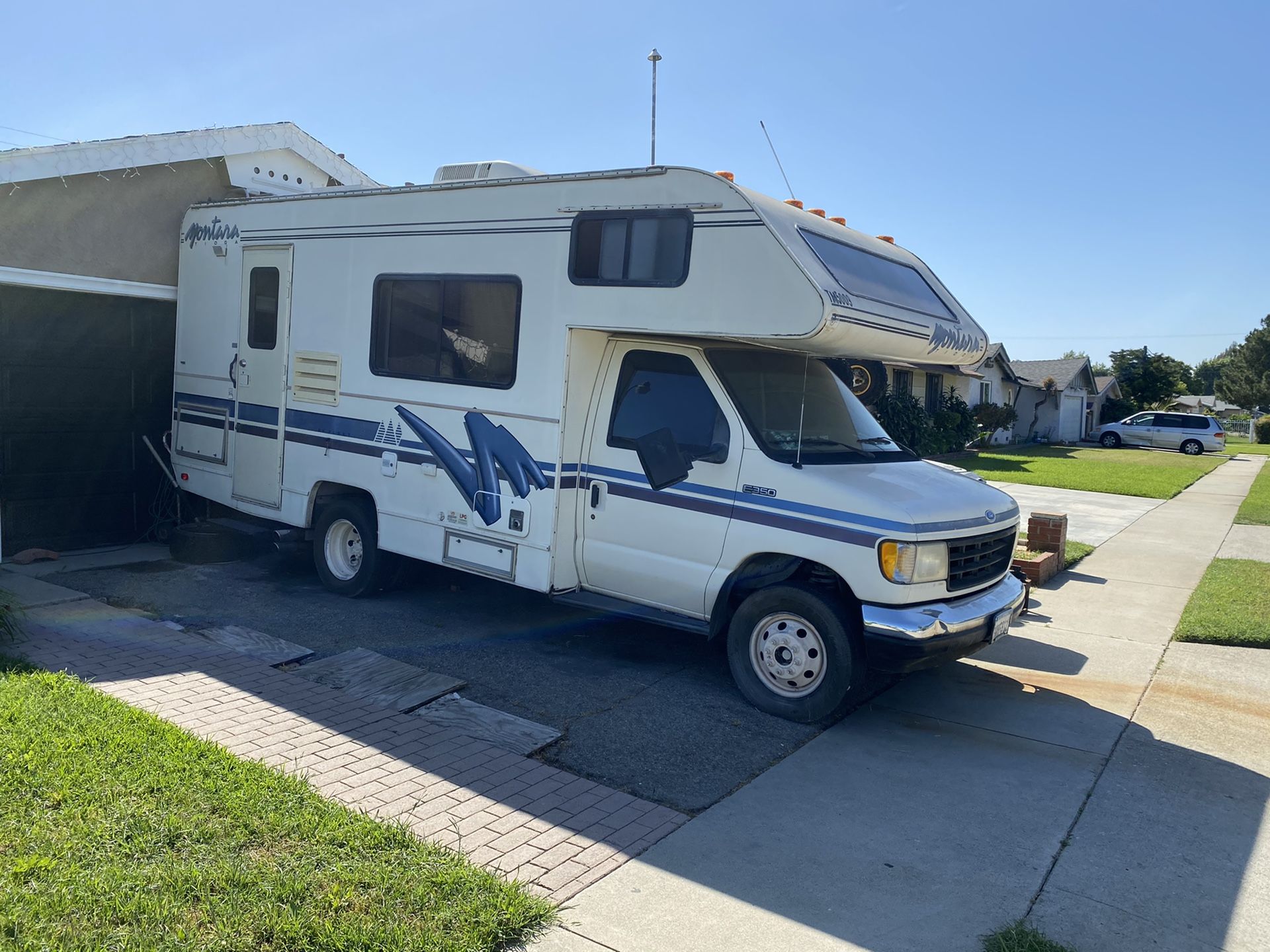 1995 Ford Motorhome RV Montara tioga $9500