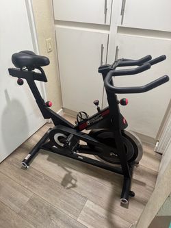 Stationary exercise bike