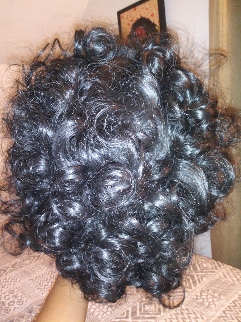 Black Curly Wig