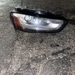 2013-2016 Audi A4 S4 OEM Passenger Right Side Headlight 