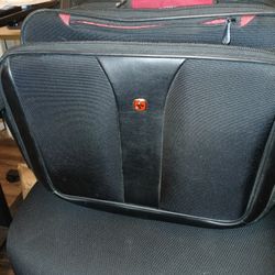 Wenger Swiss Gear The Patriot Travel Carry On Brief Case 