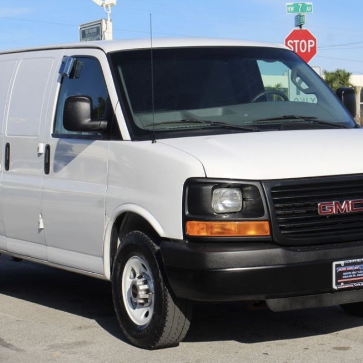 2016 GMC Savana