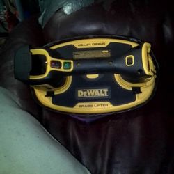 DEWALT GRABO LIFTER 