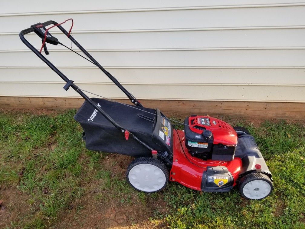 TroyBilt Tuff Cut 230 21" Self Propelled Mower for Sale in Charlotte