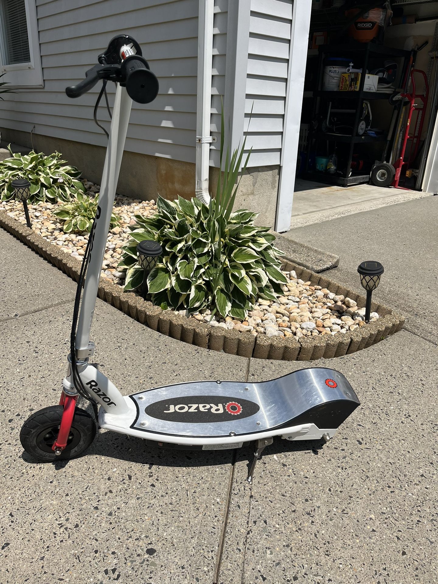 Razor E200 24V Electric Scooter