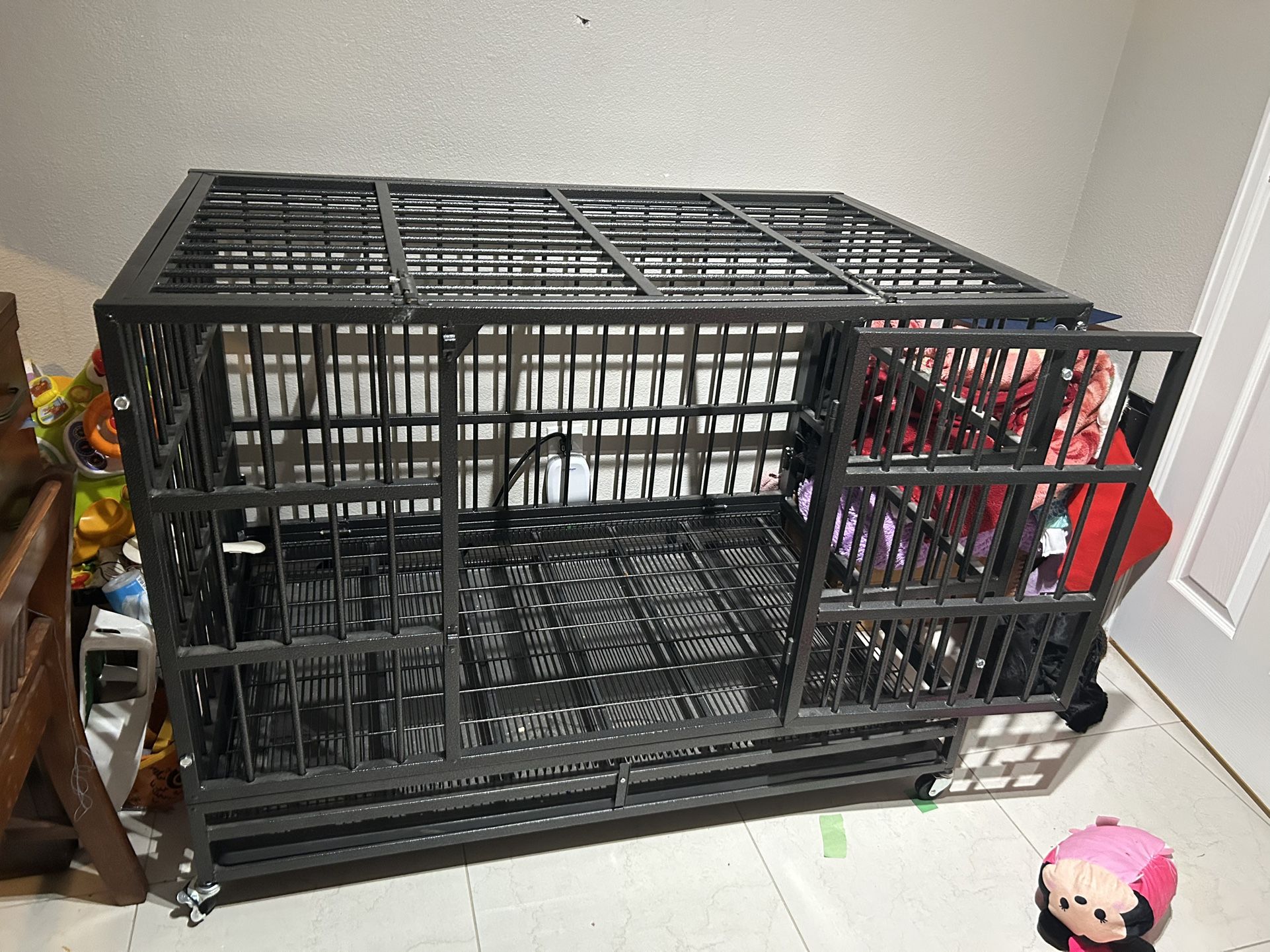 Extra Large (XL) Dog Kennel