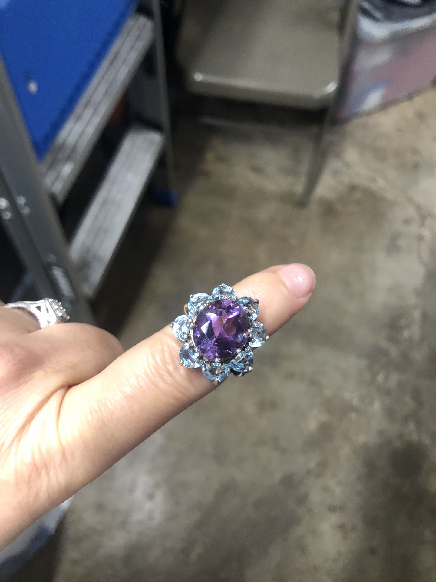 Beautiful Sterling Silver Ladies Ring Size 7