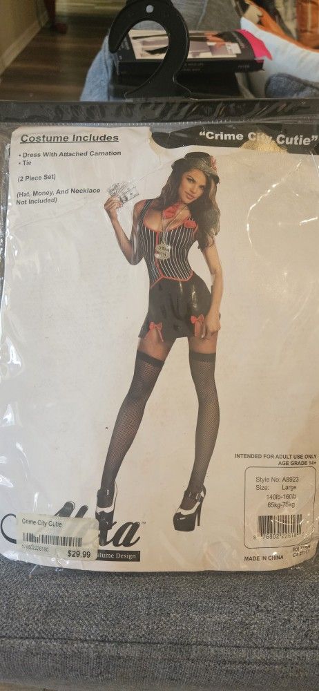Halloween Costume And Separate Stalking Set $25 Obo
