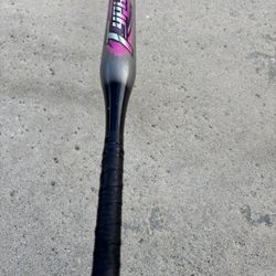 Easton Typhoon Fast Pitch Softball Bat