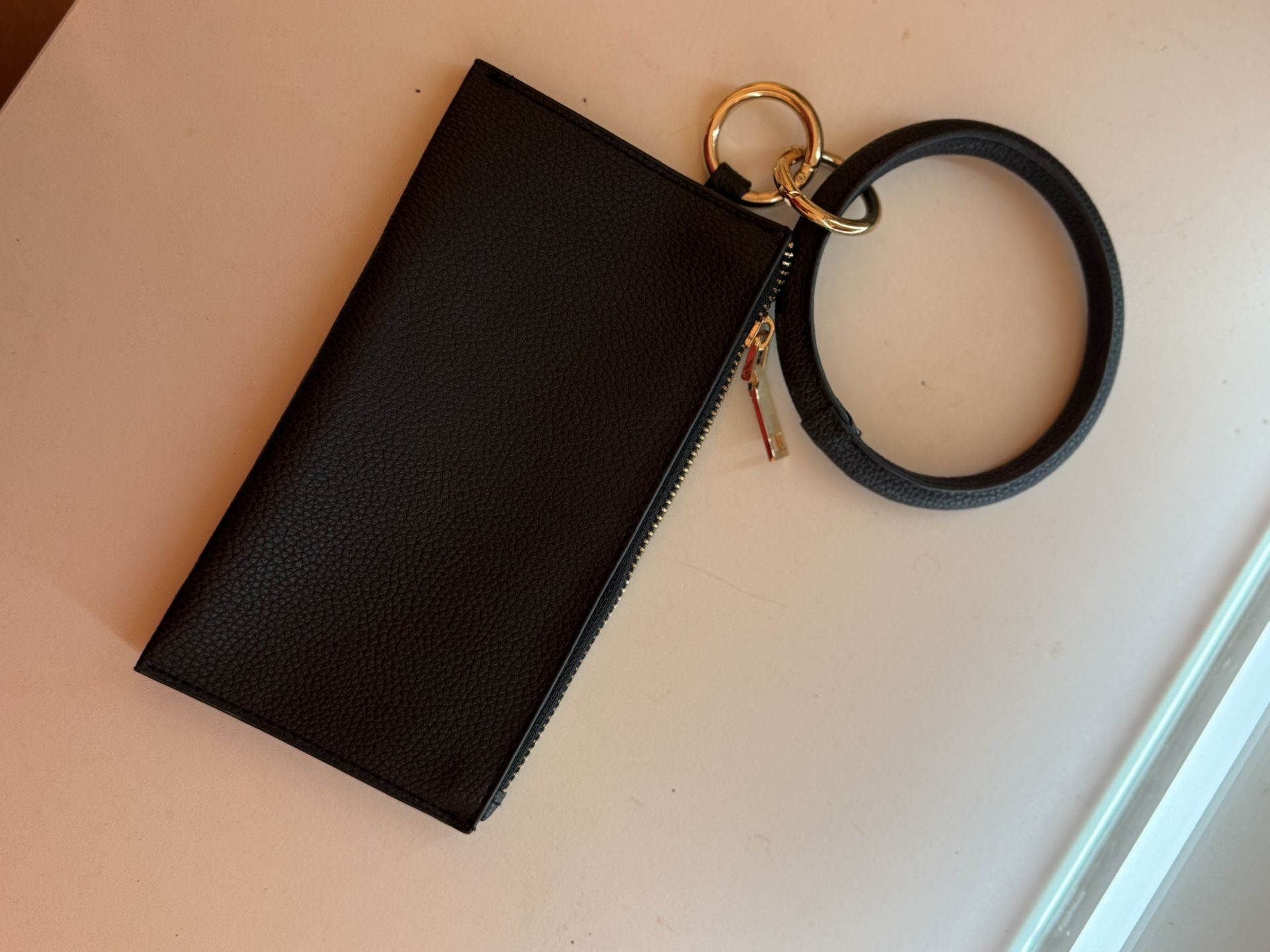 Black wristlet
