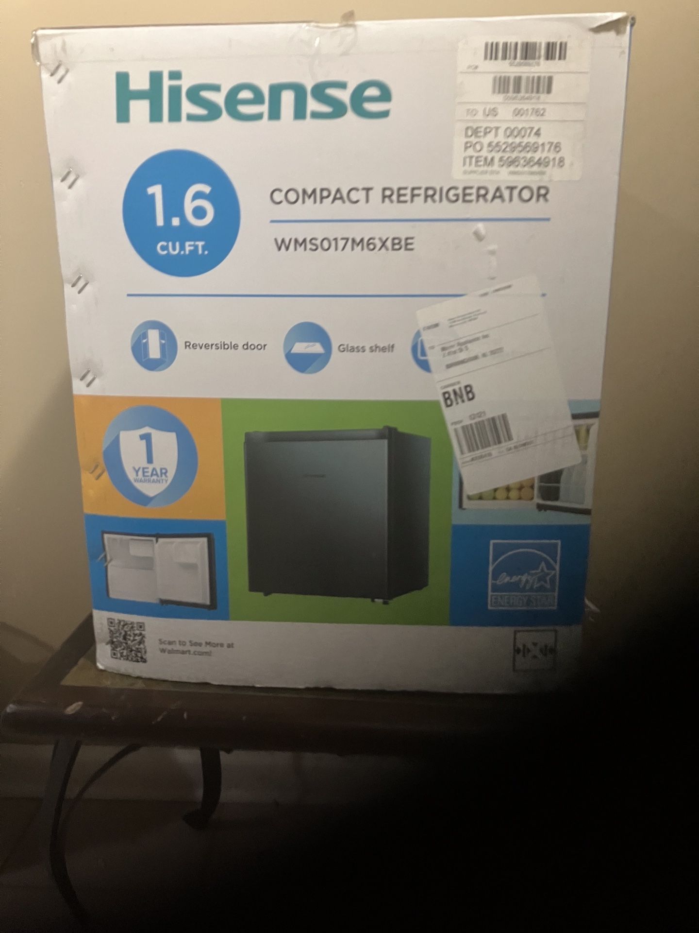 Hisense Mini Refrigerator