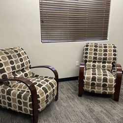 2 Recliners