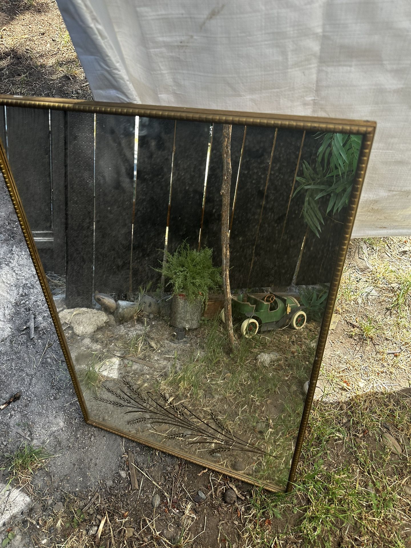 Vintage Gold Mirror Wall Decor