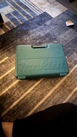 Makita 6911HDWA
