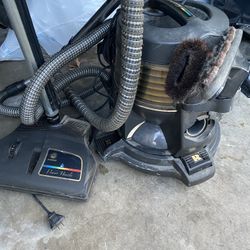 Rainbow E2 Gold Series Canister Vacuum Cleaner w/Power Nozzle & Accessories
