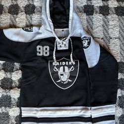 Maxx Crosby - Large Hoodie - Las Vegas Raiders 