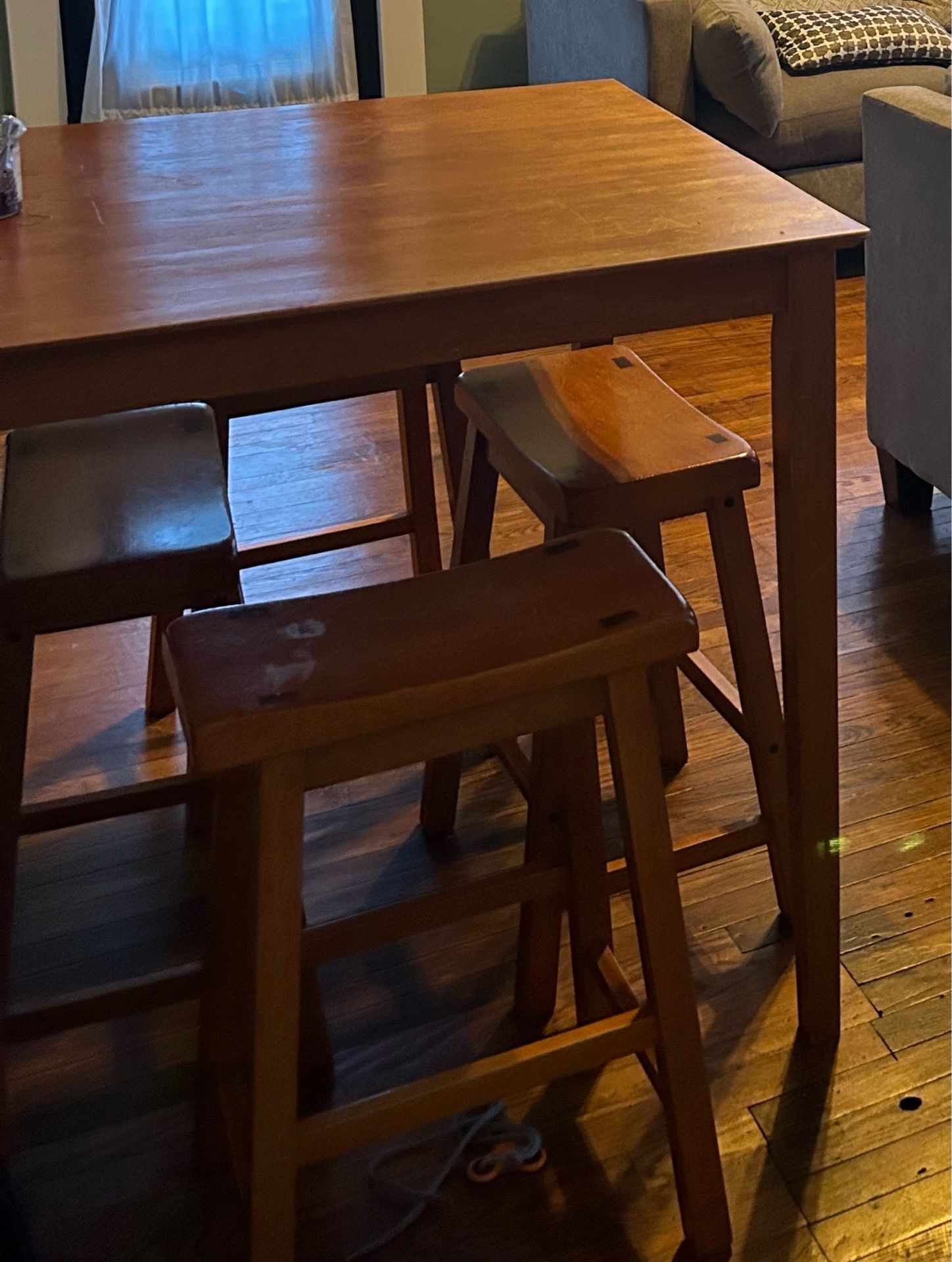 Wood table with 4 stools