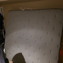 FREE KING SIZE MATTRESS