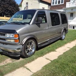 2002 Chevrolet Express