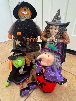 Assorted Halloween decoration bundle