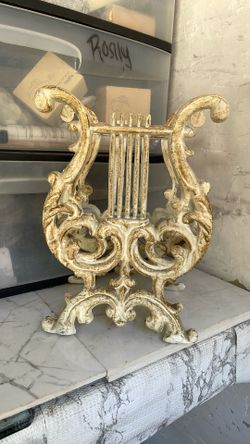Lire arp musical magazine rack