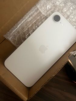 $299 New Unlocked 16e iPhone 128gb