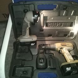 Craftsman 18V Drill Driver, Flashlight, Batteries & Charger (Model: 315.115370)