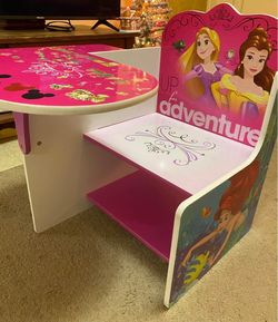 Children’s Disney desk for sale!