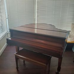 Jesse French And Sons Baby Grand Piano