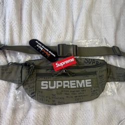 supreme waist bag in green 
