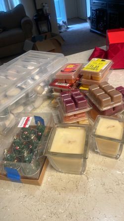 All of this wax candles for 10