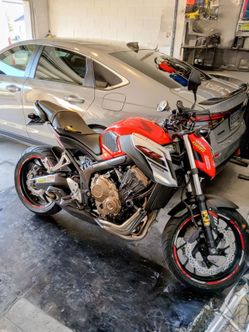 2018 HONDA CB650F