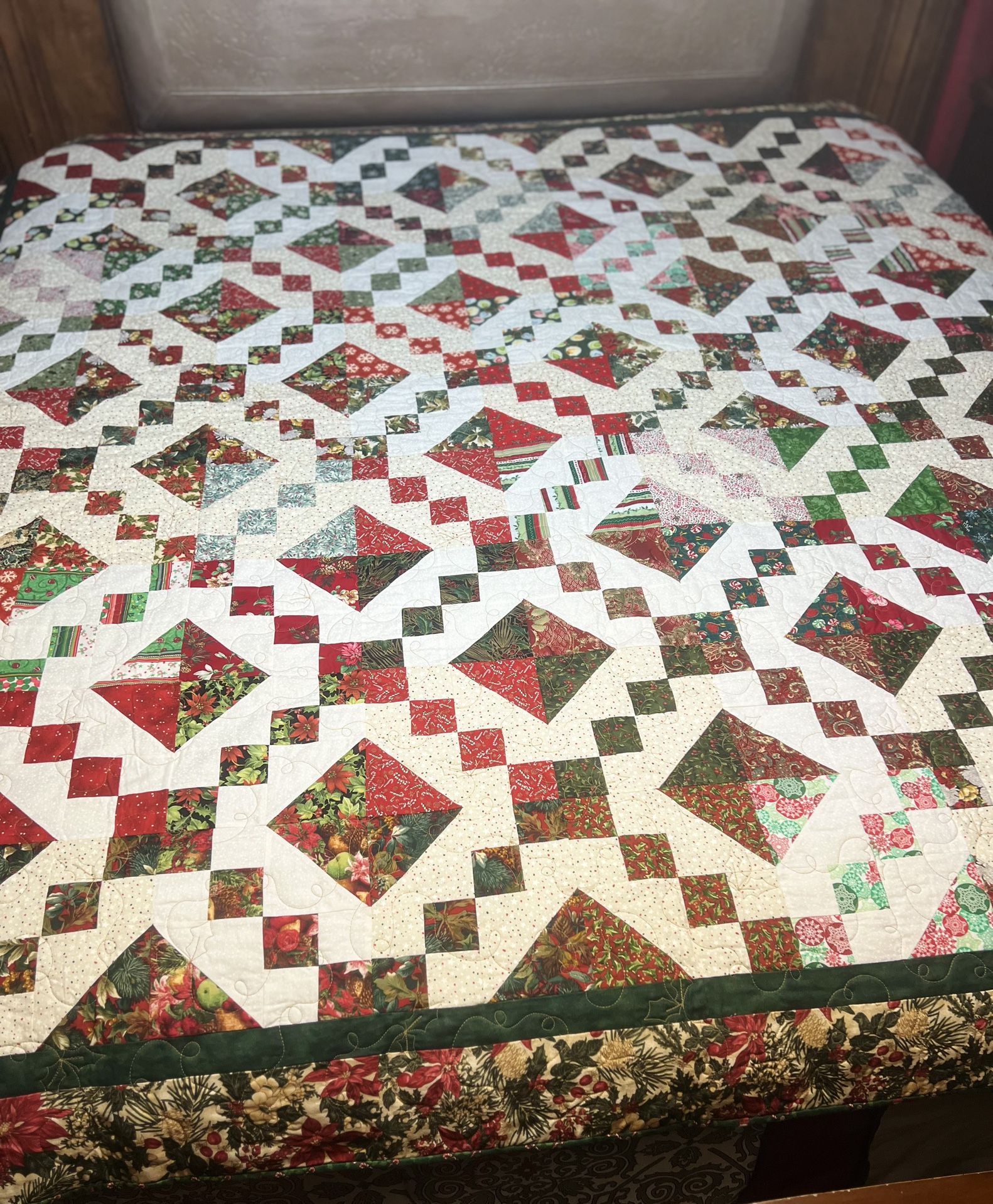 Christmas Quilt.  Queen Size .  Hand Sewn.  70 X 88 inches.  Very Good Condition   