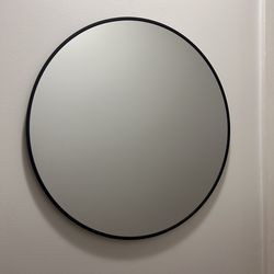 Circle mirror