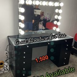 Impressions Vanity With Mirror Brand New